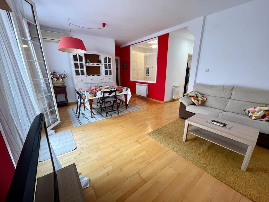 Acogedor Apartamento En سرقسطة المظهر الخارجي الصورة